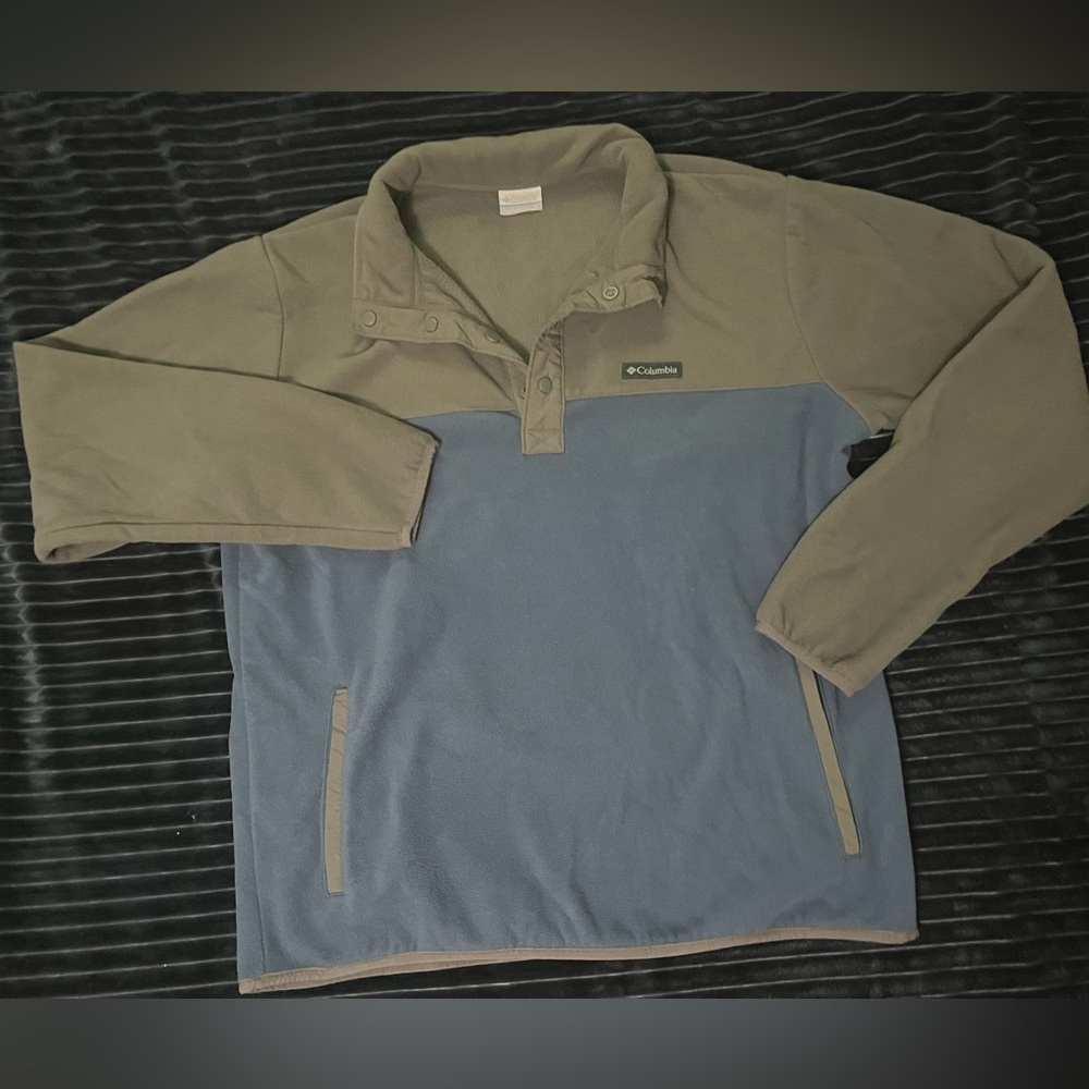 EUC Columbia Fleece Pullover, snap buttons, pockets, grey/slate blue Men’s L